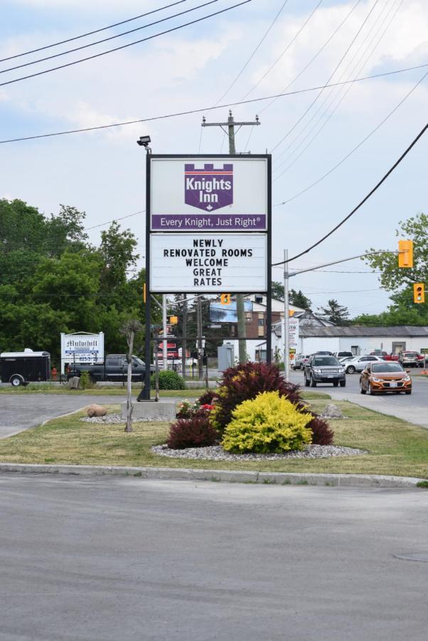 Knights Inn Arnprior Екстер'єр фото